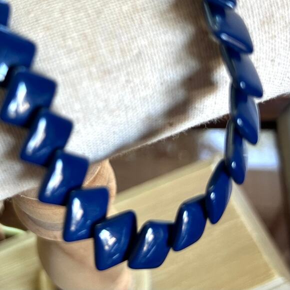 Vintage Navy Blue Square Beaded Trifari Necklace 16 Inch - Picture 9 of 13